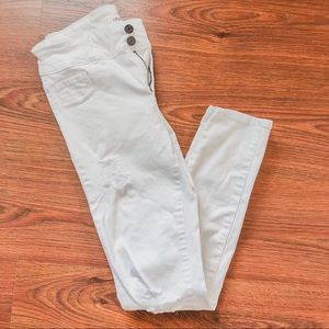 Cello brand white distressed skinny jeans